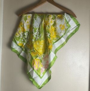 Vintage 1970s AVON Burst of Spring square scarf by SM Kent